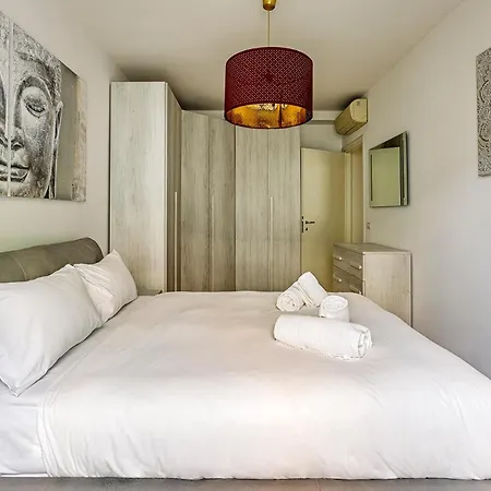 Apartament Cozy 1 Bedroom In Viale Monza Mediolan